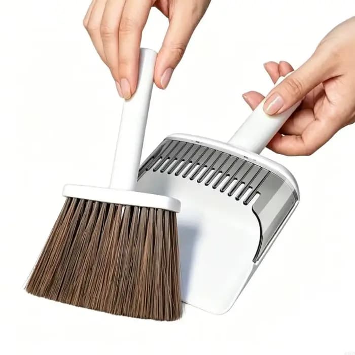 Dépoussiérage vitres, nettoyage général maison voiture, brosse balayage poussière bureau, des