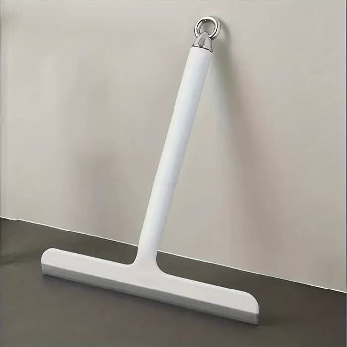 Nettoyeur de surfaces en verre