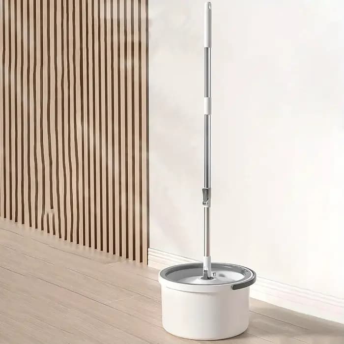 360 ° Ensemble serpillière rotative et seau avec essoreuse réglable pour le nettoyage des sols en carrelage