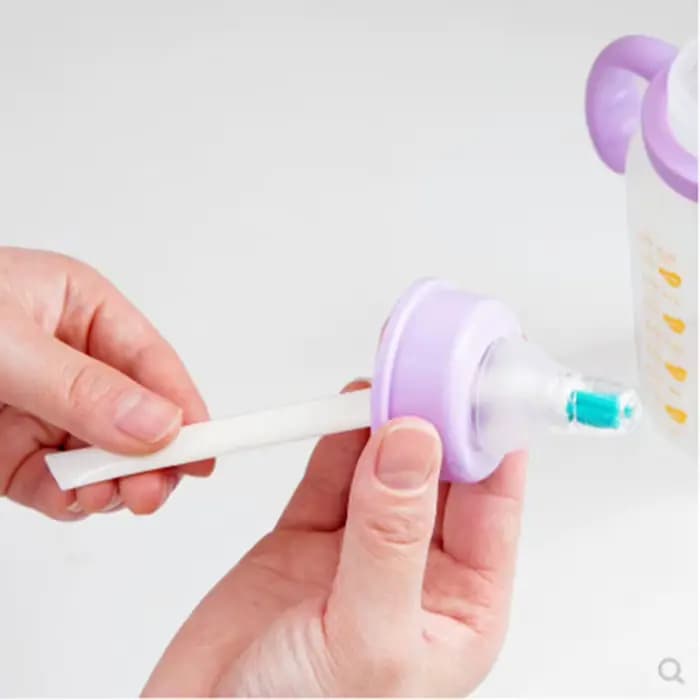Brosse de nettoyage étroite à long manche