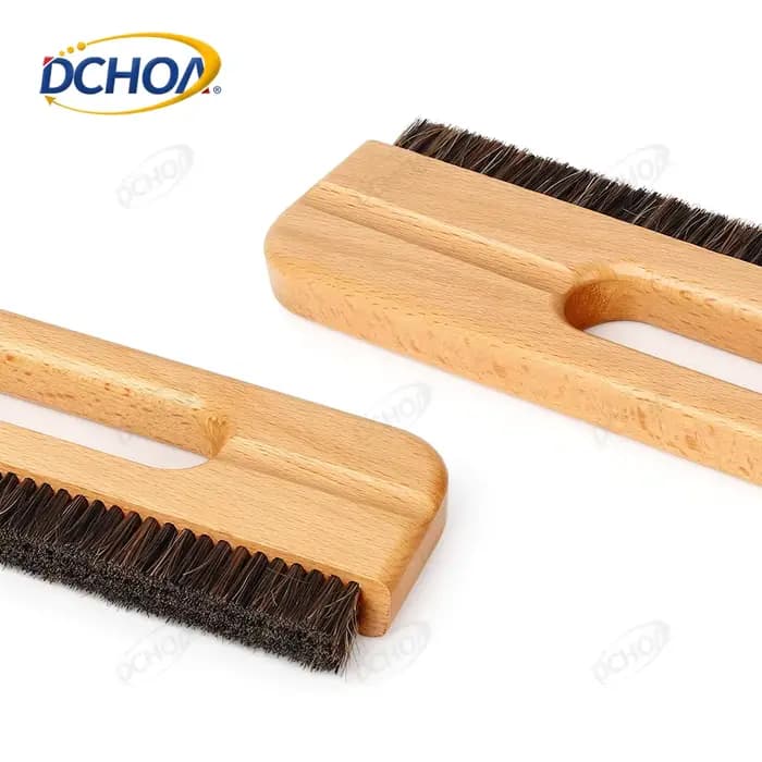 DCHOA – brosse lissante pour papier peint