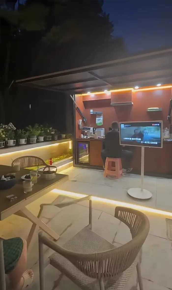 Cuisine extérieure personnalisable et durable avec barbecue et réfrigérateur pour le camping et l'usage quotidien en extérieur