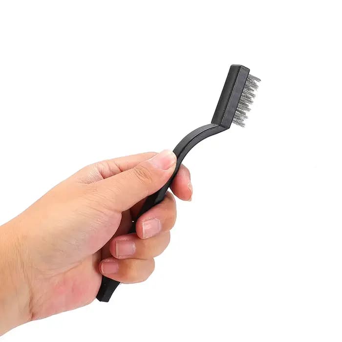 Brosses métalliques de nettoyage