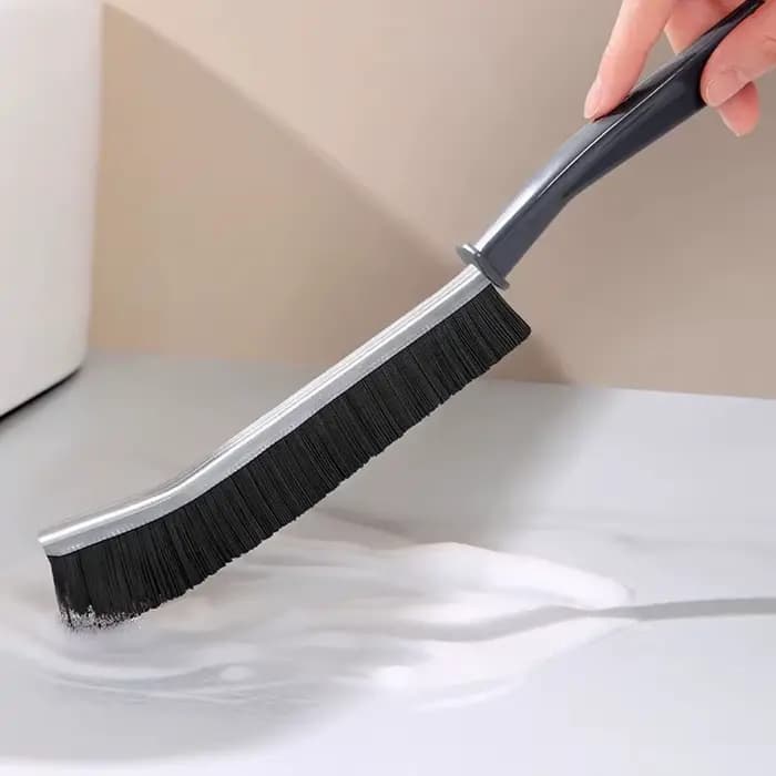 Brosse de nettoyage pour joints de carrelage