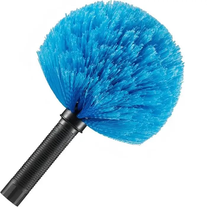 Brosse de plafond à tête sphérique pour l'élimination des toiles d'araignées