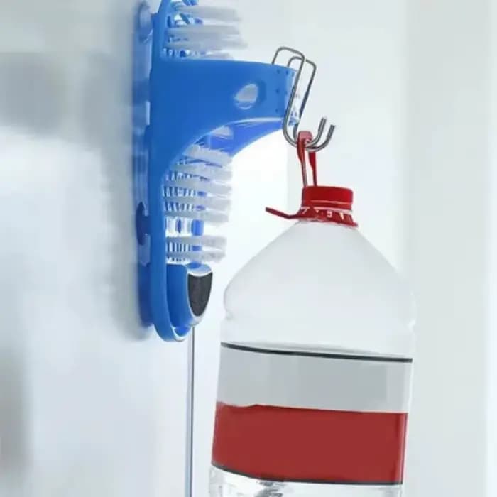 Nettoyeur de pieds de douche