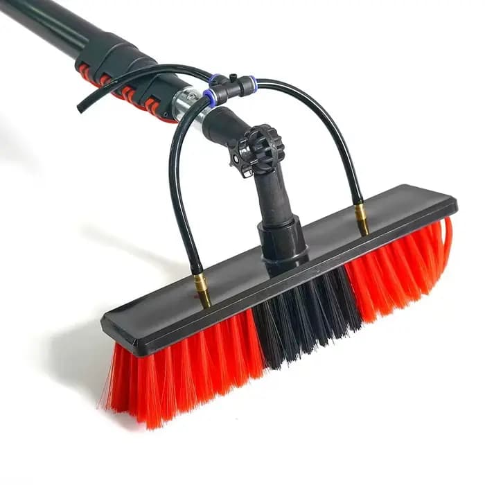 Kit de nettoyage de panneaux solaires et de vitres avec perche télescopique