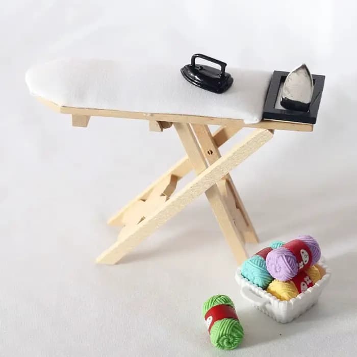 Table de table à repasser en bois l'inventaire