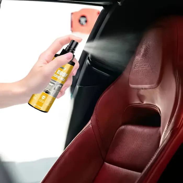 Nettoyant polissant pour l'intérieur de la voiture