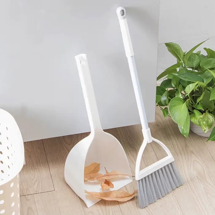 Combinaison blanche efficace de balai et de pelle à poussière pour le nettoyage de sol sans tache