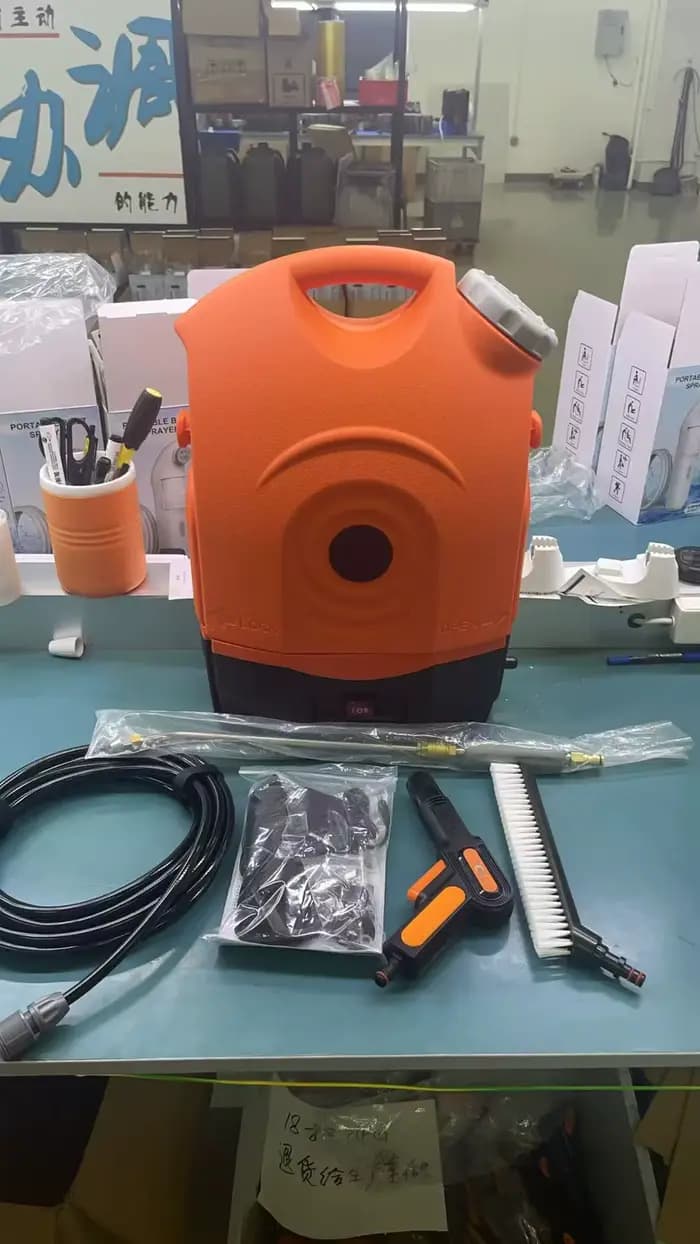 Outil de nettoyage multifonctionnel pour la maison et le jardin, nettoyeur à pression portable avec