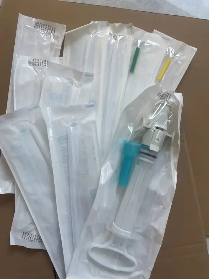 Kit MVA manuels aspirateurs Kit d'aspiration KIT MVA vanne à double pincement Autoclavables pour hôp