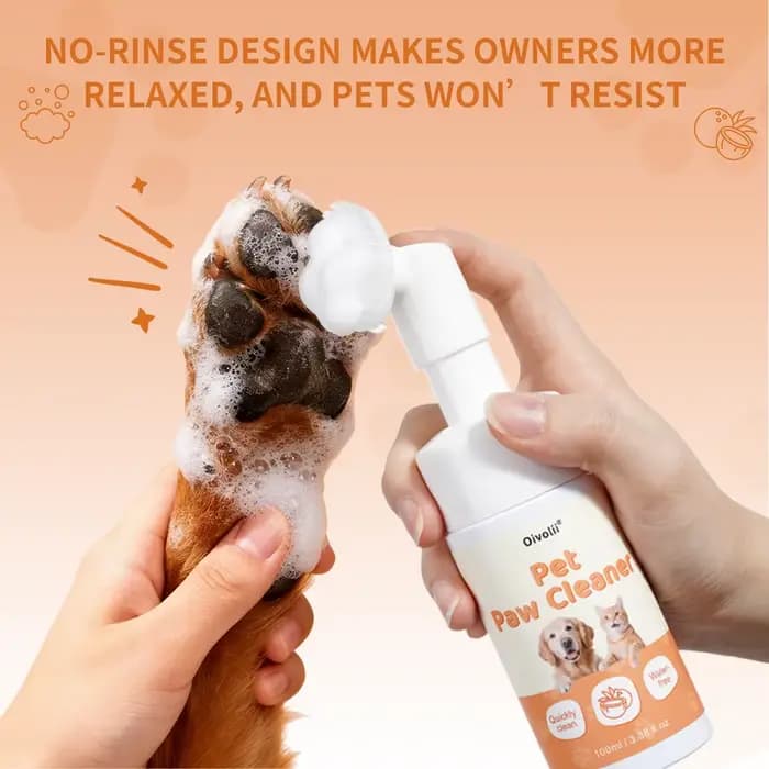 Nettoyant Moussant pour Pattes d'Animaux 100ml Sans Eau Sans Rinçage Chiens Chats Brosse en Silicone Intégrée Élimine