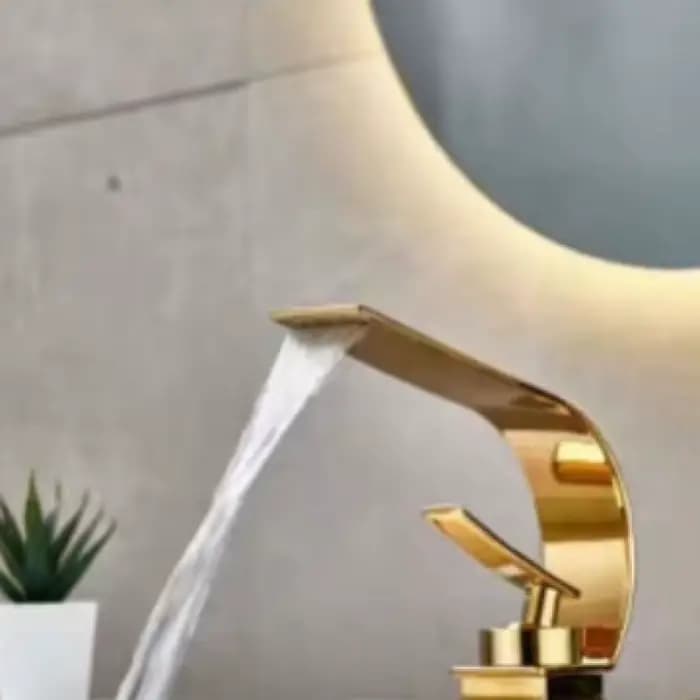 Cascade c croissant de lune courbé robinet chaud et froid lavabo créatif salle de bain toilette