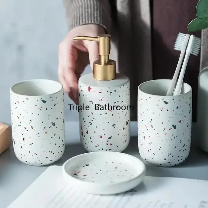 Accessoires de salle de bains de décoration