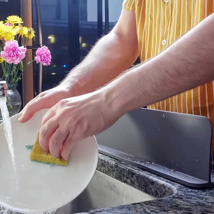 Protection anti-éclaboussures en silicone avec ventouses - Barrière d'eau pour évier de cuisine