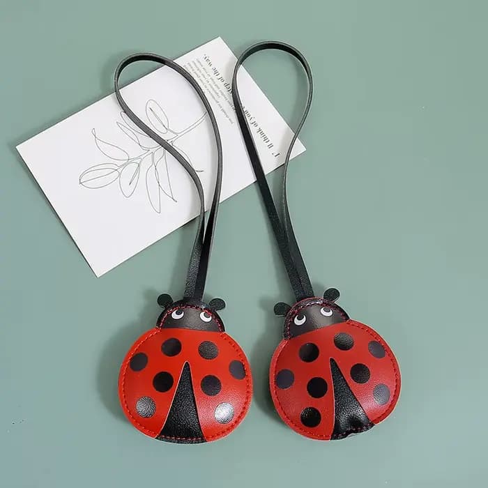Coccinelle en cuir PU porte-clés sac breloque pour femmes/hommes coccinelle insecte porte-clés accessoires bijoux llaveros para mujer lujo