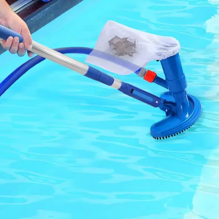 Aspirateur de piscine aste