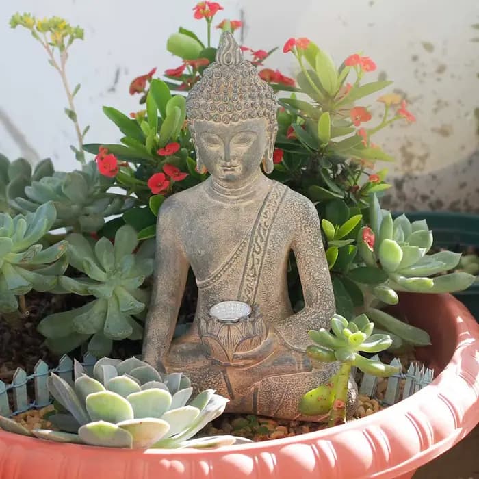 Statue de bouddha de méditation solaire