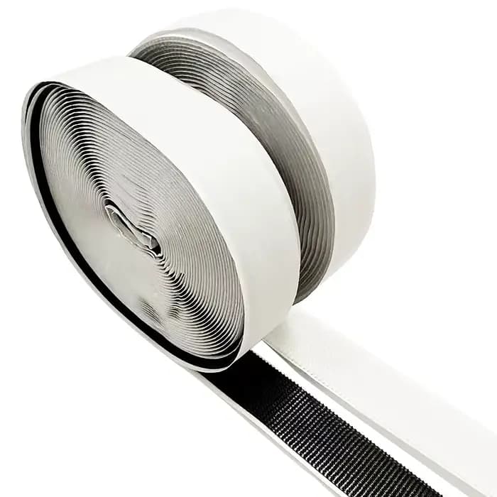 Accessoires d'écran de fenêtre avec ruban adhésif