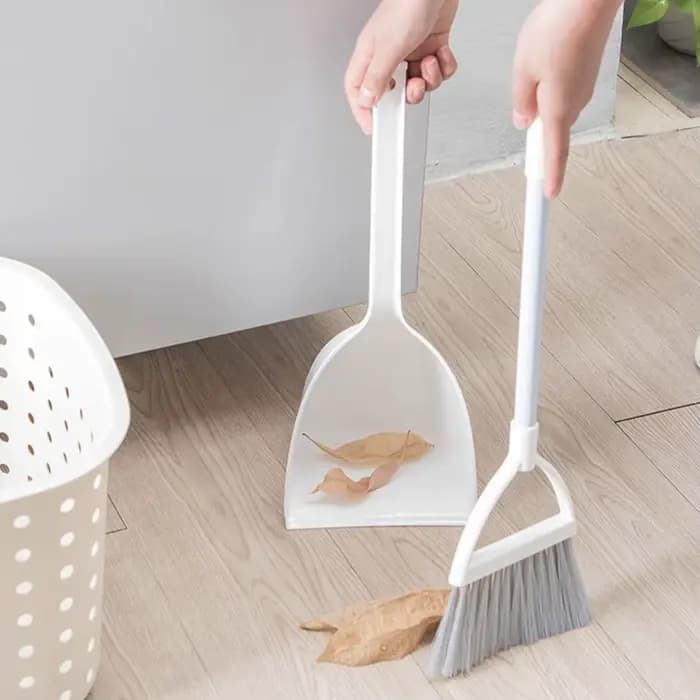 Combinaison blanche efficace de balai et de pelle à poussière pour le nettoyage de sol sans tache