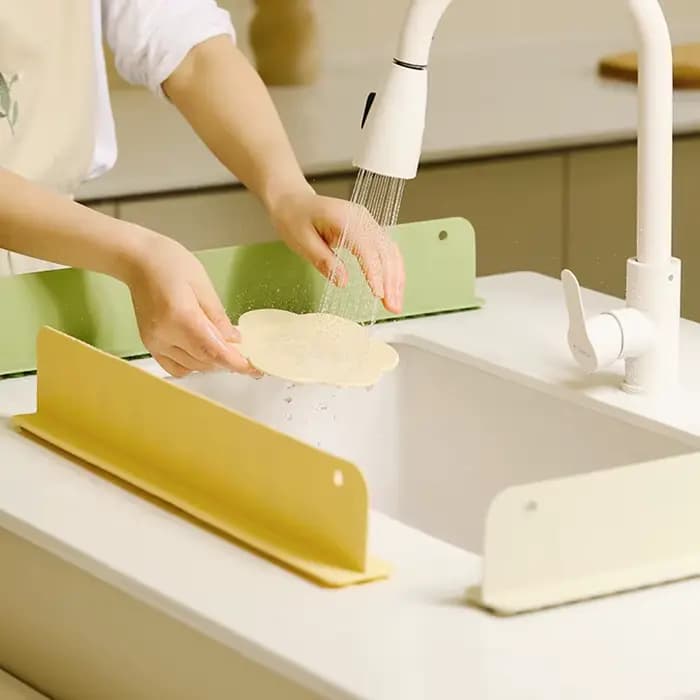 Protection contre les éclaboussures d'évier en silicone avec ventouses | Déflecteur anti-éclaboussures pour