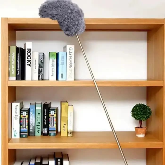 Brosse à poussière en microfibre avec manche extensible