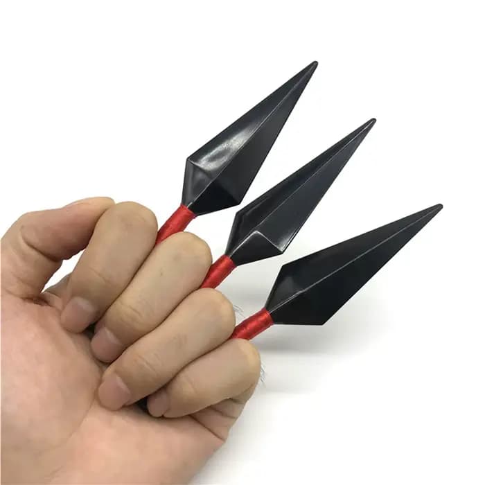 En stock – Accessoires de cosplay Naruto Shippuden Kunai, accessoires de collection en plastique pour le front, fléchettes de ninja, modèle de jouet, cadeau