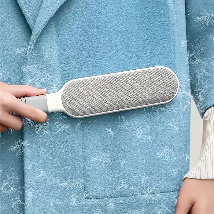 Rouleau à peluches, plumeau de lit