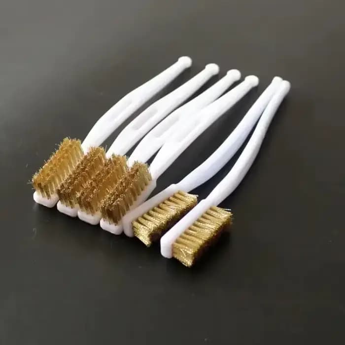 Mini jeu de brosses métalliques en laiton