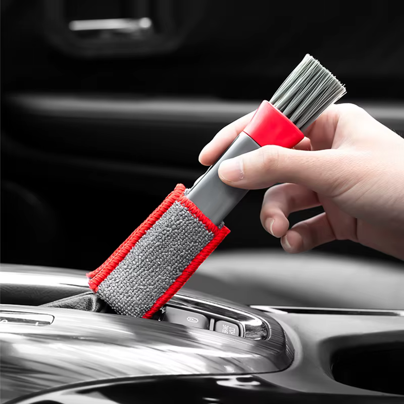 Brosse à poussière polyvalente pour voiture