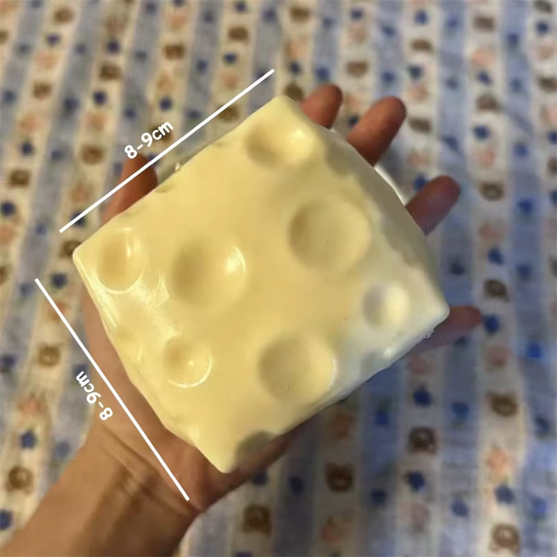 Balle anti-stress géante en forme de cube de fromage, jouet sensoriel ASMR non rebondissant, cadeau de festival