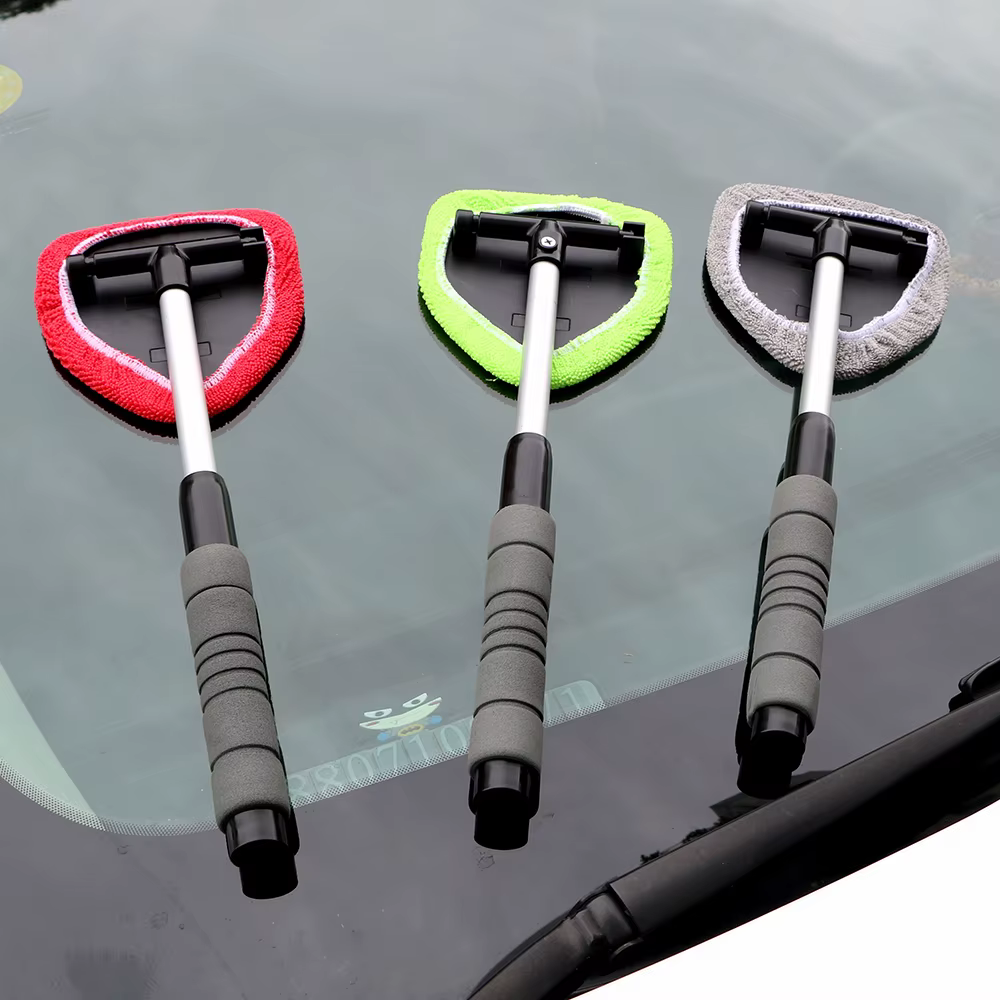 Brosse de nettoyage de pare-brise de voiture