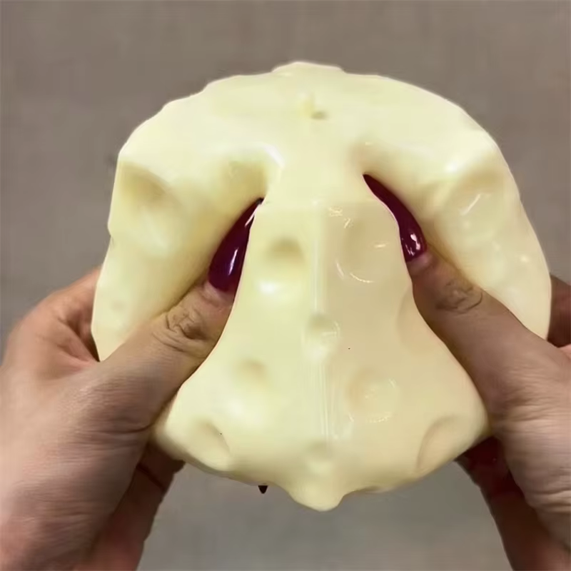 Balle anti-stress géante en forme de cube de fromage, jouet sensoriel ASMR non rebondissant, cadeau de festival