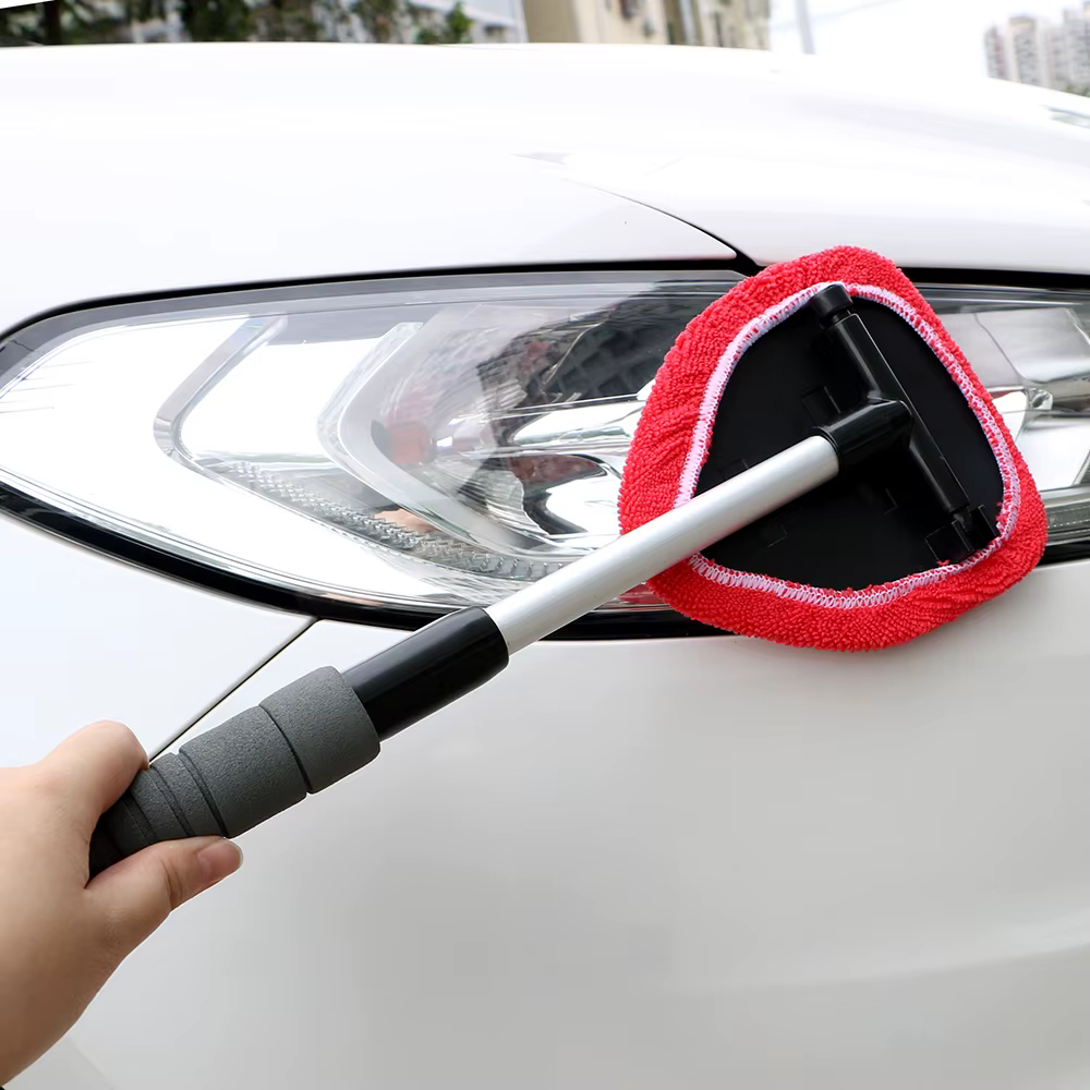Brosse de nettoyage de pare-brise de voiture